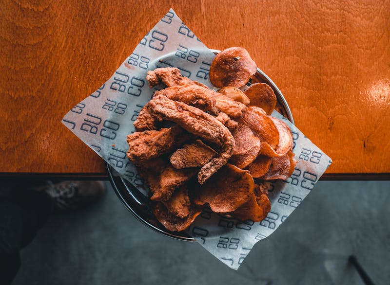 Lunch special wings and sides on a tray