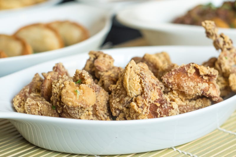 Loaded mac and cheese side dish