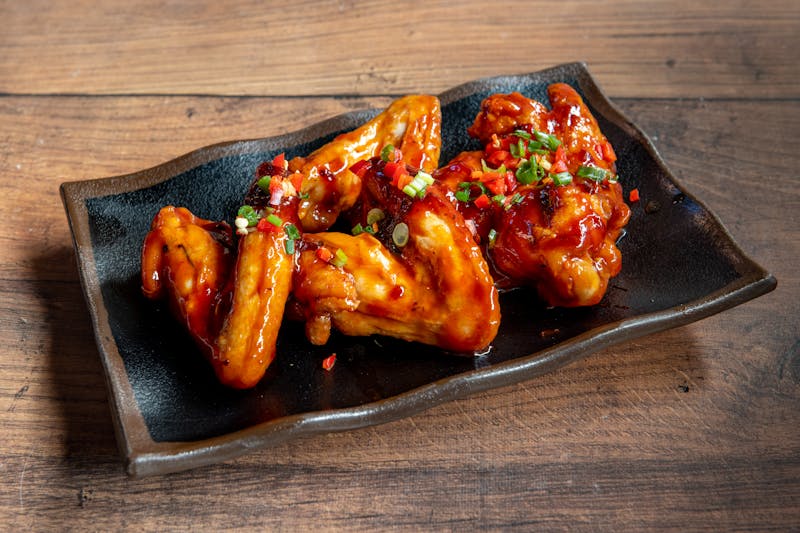 Classic Buffalo Wings with crispy coating